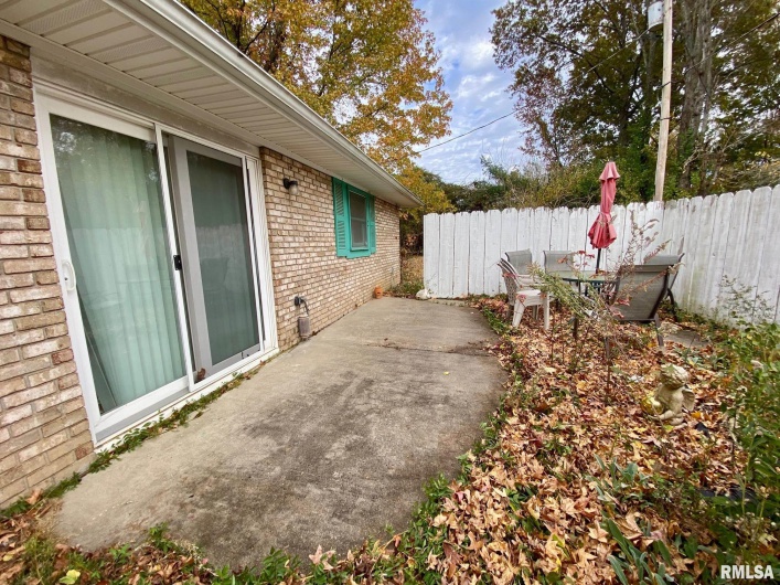 204 HAMILTON Street, Energy, Illinois 62933, 3 Bedrooms Bedrooms, 0 ,2 BathroomsBathrooms,Residential,For Sale,HAMILTON,0,RMAEB460439