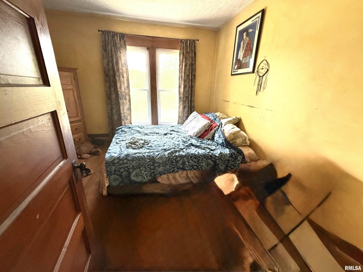 401 7TH Street, Herrin, Illinois 62948, 5 Bedrooms Bedrooms, 0 ,3 BathroomsBathrooms,Residential,For Sale,7TH,0,RMAEB458582