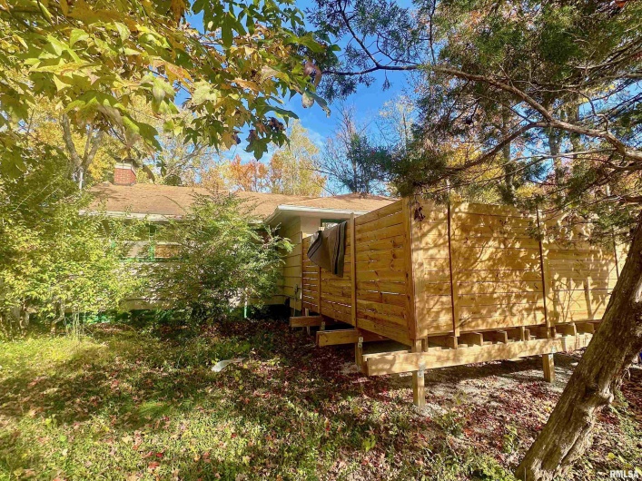 1212 Schwartz Street, Carbondale, Illinois 62901, 3 Bedrooms Bedrooms, 0 ,1 BathroomBathrooms,Residential,For Sale,Schwartz,0,RMAEB460441