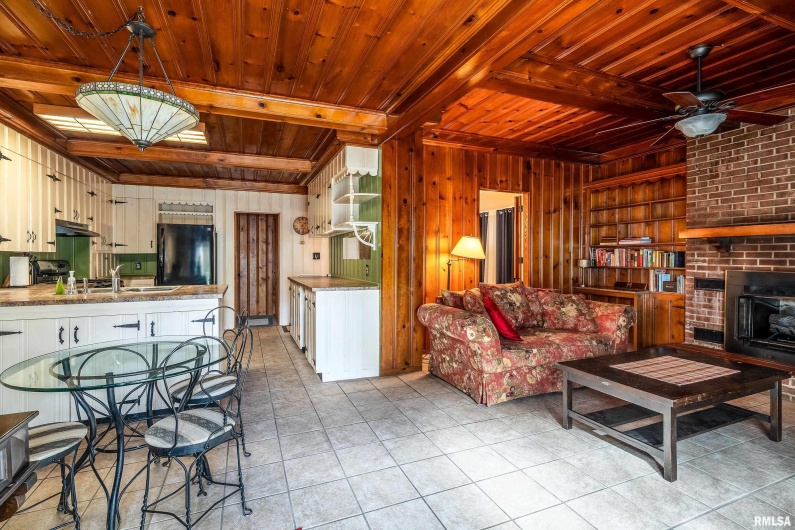 311 POPLAR Street, Harrisburg, Illinois 62946, 4 Bedrooms Bedrooms, 0 ,1 BathroomBathrooms,Residential,For Sale,POPLAR,0,RMAQC4269298