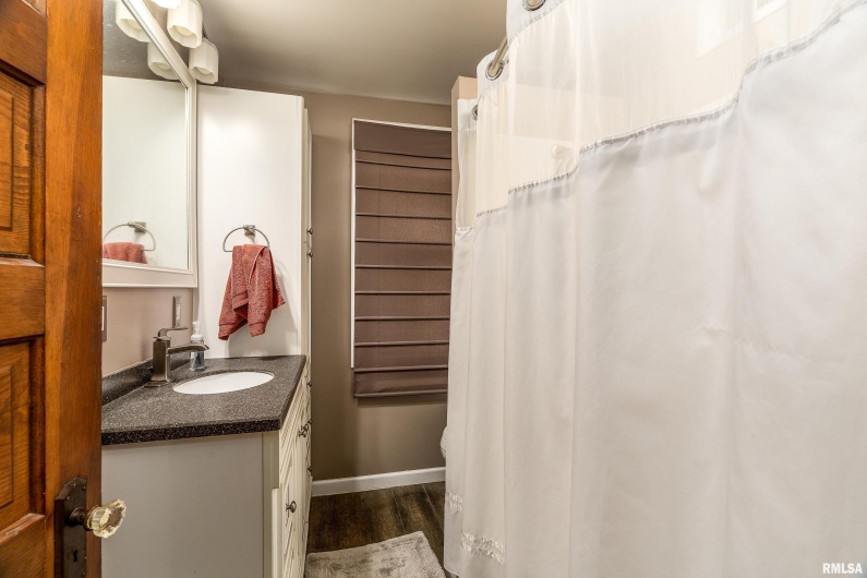 311 POPLAR Street, Harrisburg, Illinois 62946, 4 Bedrooms Bedrooms, 0 ,1 BathroomBathrooms,Residential,For Sale,POPLAR,0,RMAQC4269298