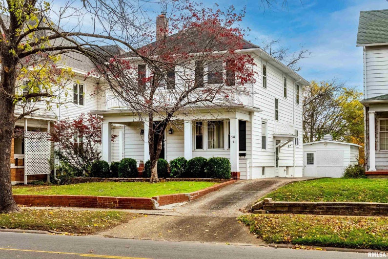 311 POPLAR Street, Harrisburg, Illinois 62946, 4 Bedrooms Bedrooms, 0 ,1 BathroomBathrooms,Residential,For Sale,POPLAR,0,RMAQC4269298