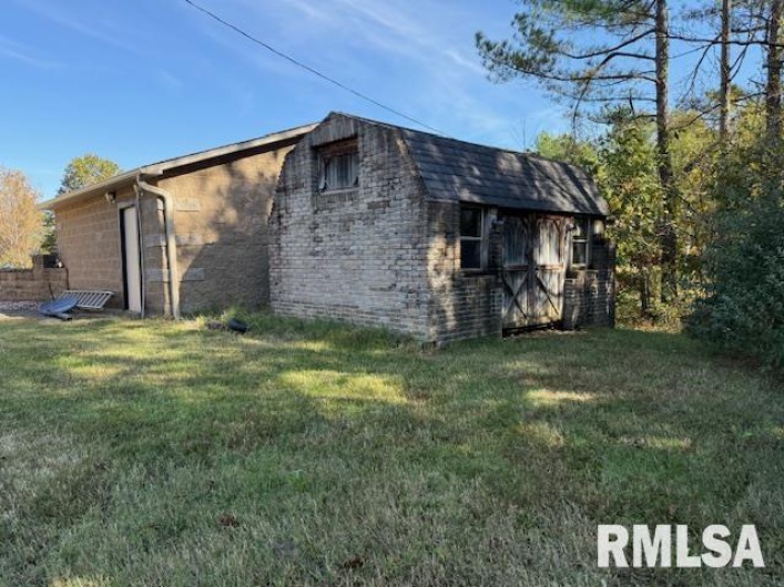 22145 Old Delta Mine Road, Marion, Illinois 62959, 3 Bedrooms Bedrooms, 0 ,2 BathroomsBathrooms,Residential,For Sale,Old Delta Mine,0,RMAEB460442