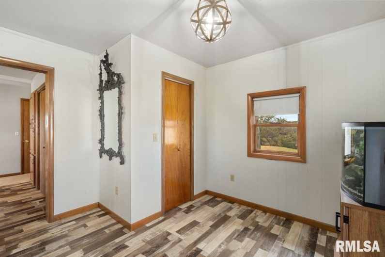 42 Bowed Tree Road, Stonefort, Illinois 62987, 2 Bedrooms Bedrooms, 0 ,2 BathroomsBathrooms,Residential,For Sale,Bowed Tree,0,RMAEB460172