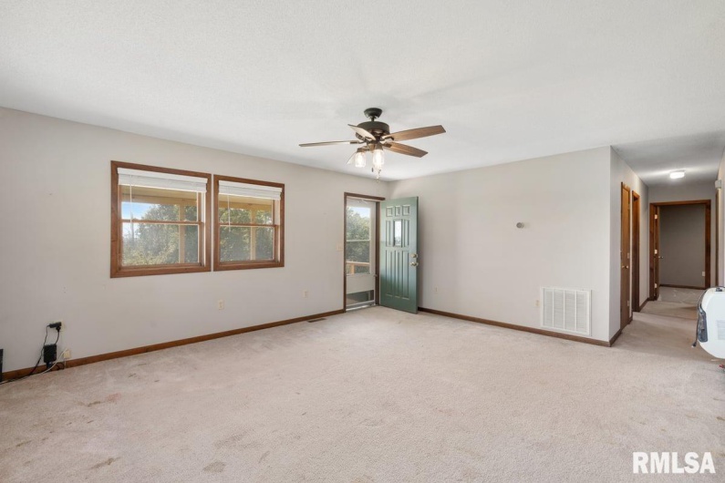 42 Bowed Tree Road, Stonefort, Illinois 62987, 2 Bedrooms Bedrooms, 0 ,2 BathroomsBathrooms,Residential,For Sale,Bowed Tree,0,RMAEB460172