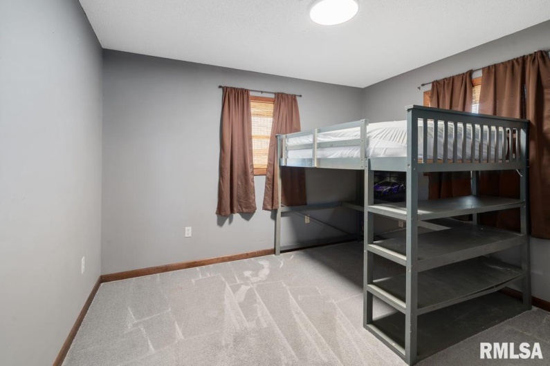 42 Bowed Tree Road, Stonefort, Illinois 62987, 2 Bedrooms Bedrooms, 0 ,2 BathroomsBathrooms,Residential,For Sale,Bowed Tree,0,RMAEB460172