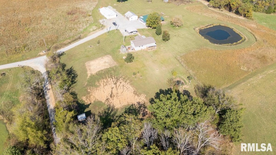 42 Bowed Tree Road, Stonefort, Illinois 62987, 2 Bedrooms Bedrooms, 0 ,2 BathroomsBathrooms,Residential,For Sale,Bowed Tree,0,RMAEB460172