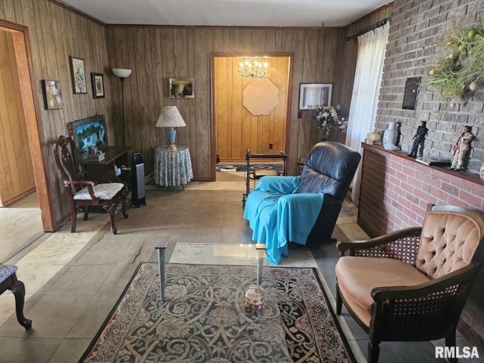 3830 State Route 147 Route, Vienna, Illinois 62995, 4 Bedrooms Bedrooms, 0 ,2 BathroomsBathrooms,Residential,For Sale,State Route 147,0,RMAEB460446