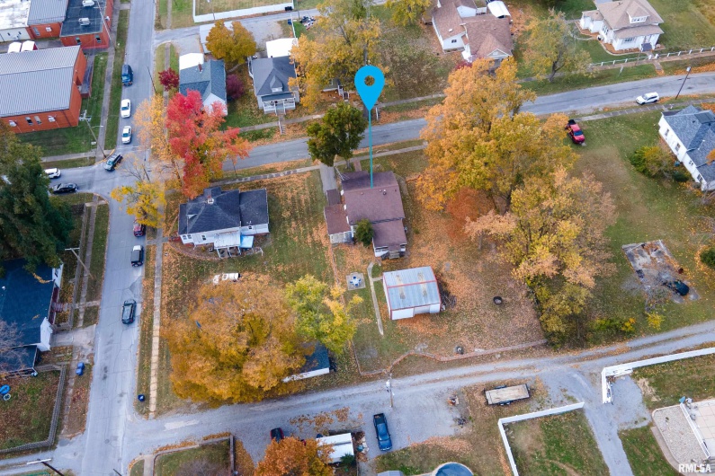 2010 1ST Street, Eldorado, Illinois 62930, 2 Bedrooms Bedrooms, 0 ,2 BathroomsBathrooms,Residential,For Sale,1ST,0,RMAQC4269303