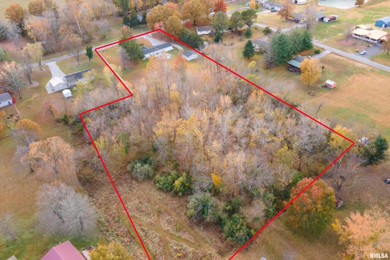 14574 EASTLAND Road, Marion, Illinois 62959, 4 Bedrooms Bedrooms, 0 ,2 BathroomsBathrooms,Residential,For Sale,EASTLAND,0,RMAEB460449