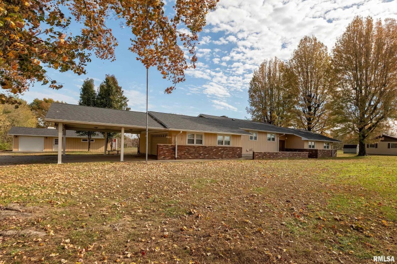 9784 Highway 127, Murphysboro, Illinois 62966, 3 Bedrooms Bedrooms, 0 ,3 BathroomsBathrooms,Residential,For Sale,Highway 127,0,RMAEB460450