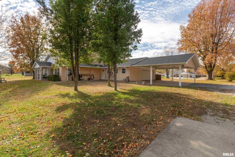 9784 Highway 127, Murphysboro, Illinois 62966, 3 Bedrooms Bedrooms, 0 ,3 BathroomsBathrooms,Residential,For Sale,Highway 127,0,RMAEB460450