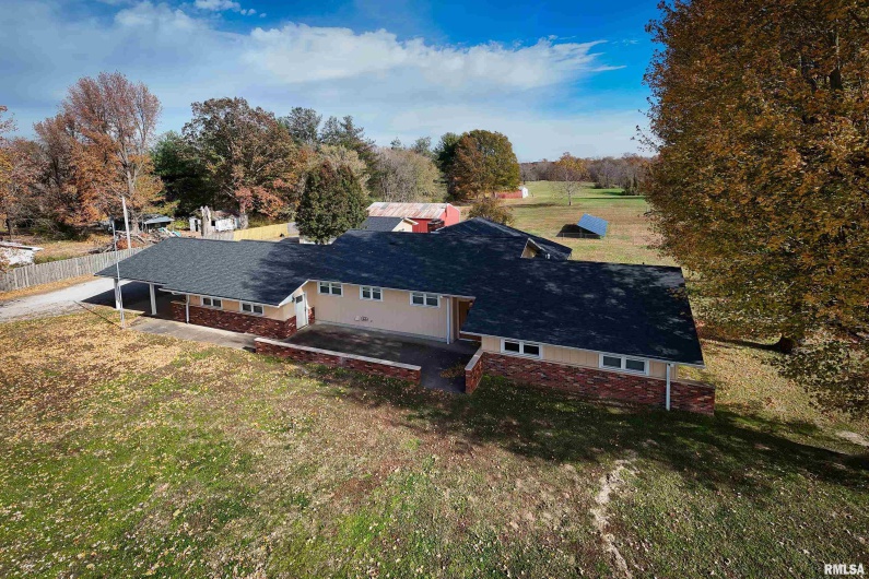 9784 Highway 127, Murphysboro, Illinois 62966, 3 Bedrooms Bedrooms, 0 ,3 BathroomsBathrooms,Residential,For Sale,Highway 127,0,RMAEB460450