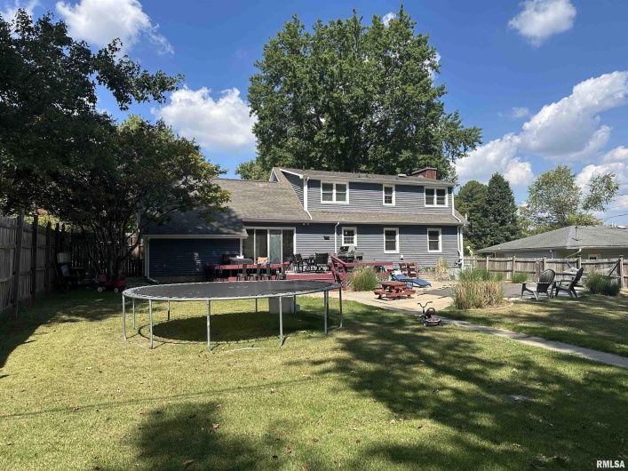 37 WESTWOOD Lane, Murphysboro, Illinois 62966, 4 Bedrooms Bedrooms, 0 ,3 BathroomsBathrooms,Residential,For Sale,WESTWOOD,0,RMAEB460451