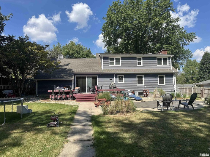 37 WESTWOOD Lane, Murphysboro, Illinois 62966, 4 Bedrooms Bedrooms, 0 ,3 BathroomsBathrooms,Residential,For Sale,WESTWOOD,0,RMAEB460451