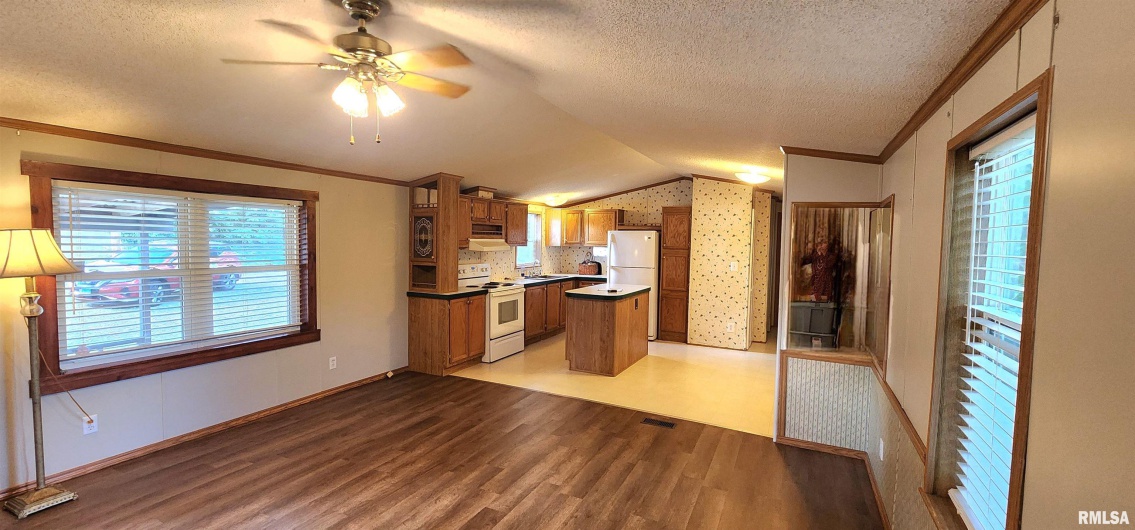 210 Old Plank Road, Chester, Illinois 62233, 3 Bedrooms Bedrooms, 0 ,2 BathroomsBathrooms,Manufactured In Park,For Sale,Old Plank,0,RMAEB460038