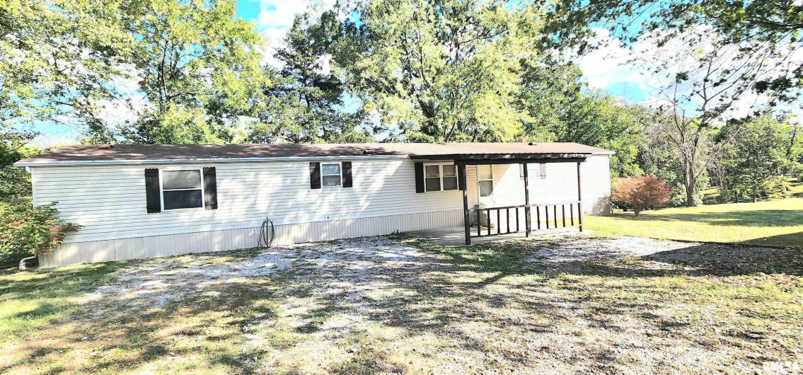 210 Old Plank Road, Chester, Illinois 62233, 3 Bedrooms Bedrooms, 0 ,2 BathroomsBathrooms,Manufactured In Park,For Sale,Old Plank,0,RMAEB460038