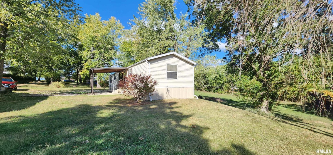 210 Old Plank Road, Chester, Illinois 62233, 3 Bedrooms Bedrooms, 0 ,2 BathroomsBathrooms,Manufactured In Park,For Sale,Old Plank,0,RMAEB460038