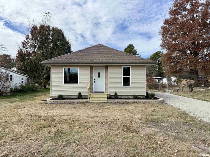 1805 13TH Street, Herrin, Illinois 62948, 3 Bedrooms Bedrooms, 0 ,1 BathroomBathrooms,Residential,For Sale,13TH,0,RMAQC4269331