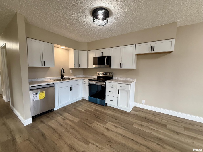 1805 13TH Street, Herrin, Illinois 62948, 3 Bedrooms Bedrooms, 0 ,1 BathroomBathrooms,Residential,For Sale,13TH,0,RMAQC4269331