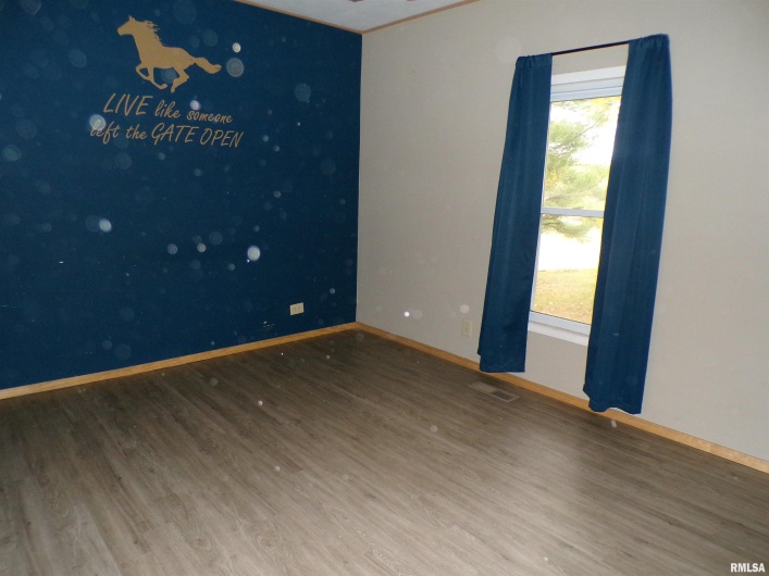 331 MINNIE Avenue, Tilden, Illinois 62292, 2 Bedrooms Bedrooms, 0 ,1 BathroomBathrooms,Residential,For Sale,MINNIE,0,RMAEB460454