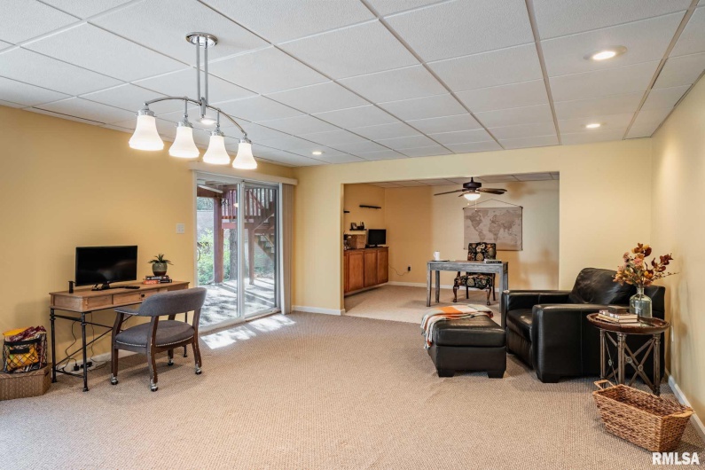 402 Majestic Oak Drive, Murphysboro, Illinois 62966, 4 Bedrooms Bedrooms, 0 ,3 BathroomsBathrooms,Residential,For Sale,Majestic Oak,0,RMAQC4269333