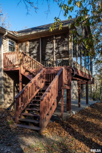 402 Majestic Oak Drive, Murphysboro, Illinois 62966, 4 Bedrooms Bedrooms, 0 ,3 BathroomsBathrooms,Residential,For Sale,Majestic Oak,0,RMAQC4269333