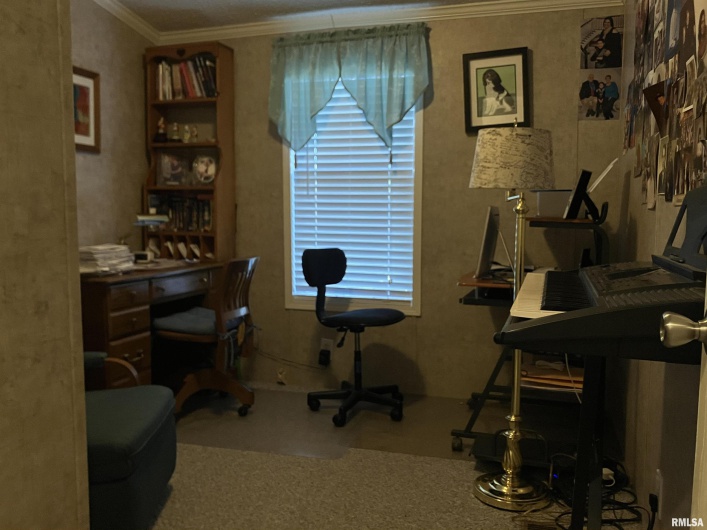 557 TWIN OAKS Drive, Cobden, Illinois 62920, 3 Bedrooms Bedrooms, 0 ,2 BathroomsBathrooms,Residential,For Sale,TWIN OAKS,0,RMAEB460456