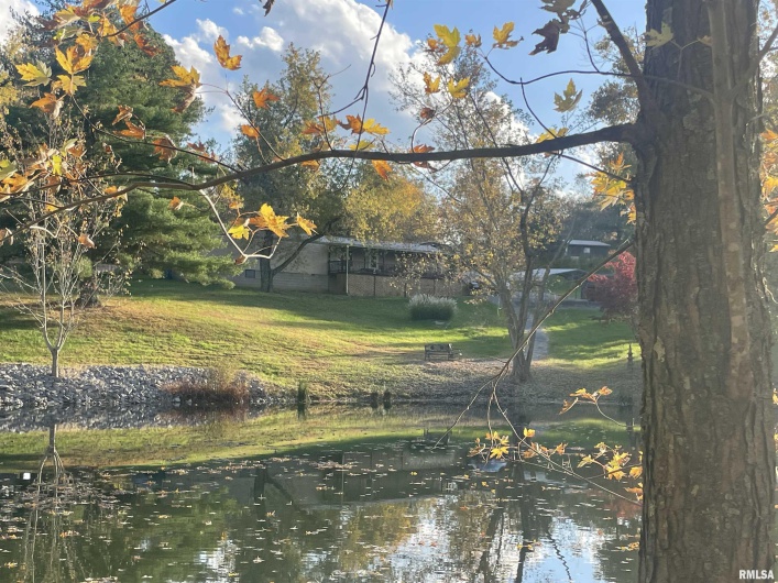 557 TWIN OAKS Drive, Cobden, Illinois 62920, 3 Bedrooms Bedrooms, 0 ,2 BathroomsBathrooms,Residential,For Sale,TWIN OAKS,0,RMAEB460456