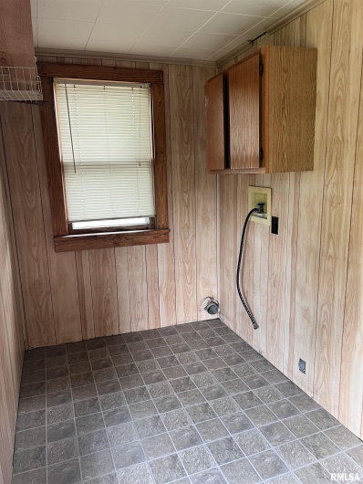 202 WILSON Street, Anna, Illinois 62906, 1 Bedroom Bedrooms, 0 ,1 BathroomBathrooms,Residential,For Sale,WILSON,0,RMAQC4265306