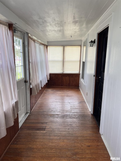 202 WILSON Street, Anna, Illinois 62906, 1 Bedroom Bedrooms, 0 ,1 BathroomBathrooms,Residential,For Sale,WILSON,0,RMAQC4265306