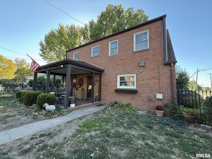 200 12TH Street, Herrin, Illinois 62948, 4 Bedrooms Bedrooms, 0 ,3 BathroomsBathrooms,Residential,For Sale,12TH,0,RMAQC4268705