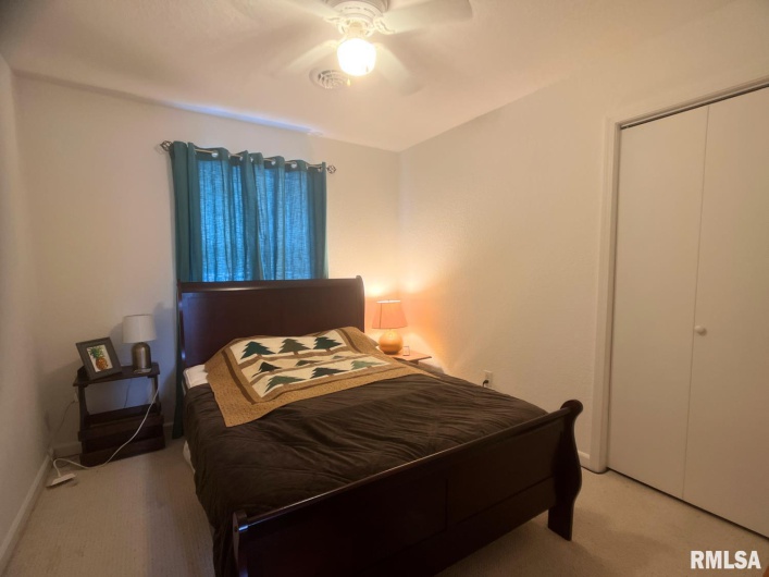 617 10TH Street, Herrin, Illinois 62948, 3 Bedrooms Bedrooms, 0 ,2 BathroomsBathrooms,Residential,For Sale,10TH,0,RMAEB460462