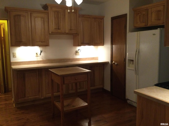 203 Whitlock Street, Jonesboro, Illinois 62952, 3 Bedrooms Bedrooms, 0 ,2 BathroomsBathrooms,Residential,For Sale,Whitlock,0,RMAQC4266986