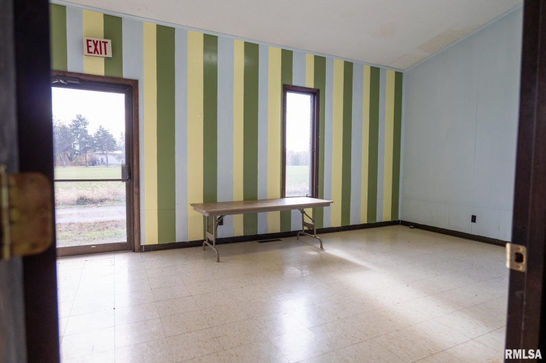 1140 Giant City Road, Carbondale, Illinois 62901, 0 , 0 ,0,Commercial Sale,For Sale,Giant City,0,RMAEB460463