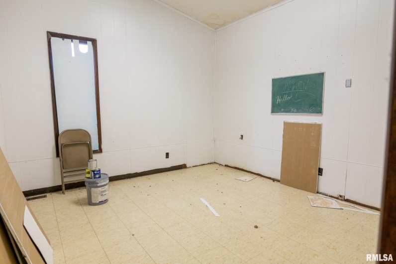 1140 Giant City Road, Carbondale, Illinois 62901, 0 , 0 ,0,Commercial Sale,For Sale,Giant City,0,RMAEB460463