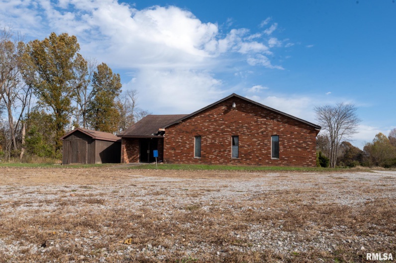 1140 Giant City Road, Carbondale, Illinois 62901, 0 , 0 ,0,Commercial Sale,For Sale,Giant City,0,RMAEB460463