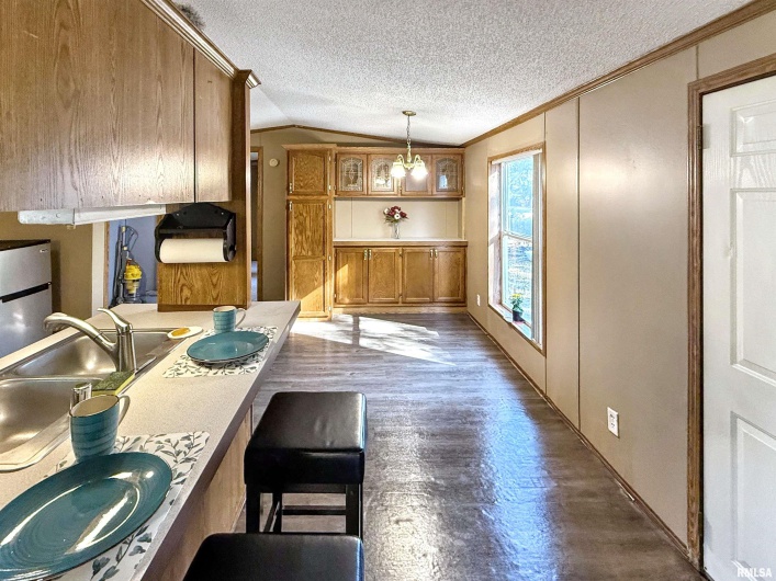 200 MADISON Street, Carterville, Illinois 62918, 3 Bedrooms Bedrooms, 0 ,2 BathroomsBathrooms,Residential,For Sale,MADISON,0,RMAQC4269376