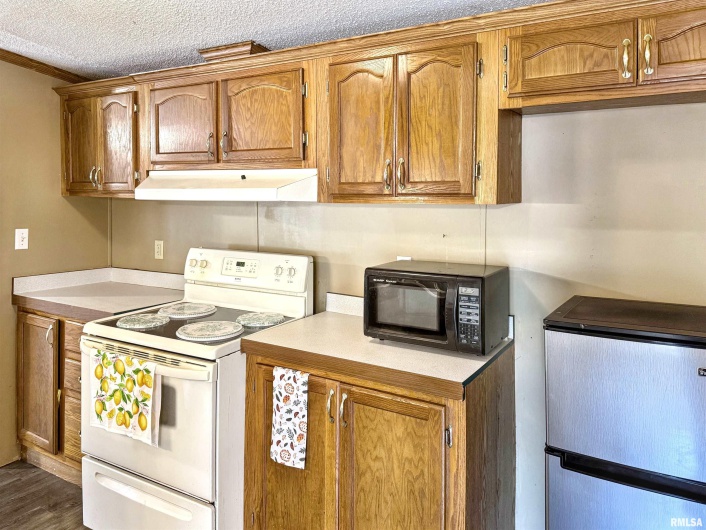 200 MADISON Street, Carterville, Illinois 62918, 3 Bedrooms Bedrooms, 0 ,2 BathroomsBathrooms,Residential,For Sale,MADISON,0,RMAQC4269376