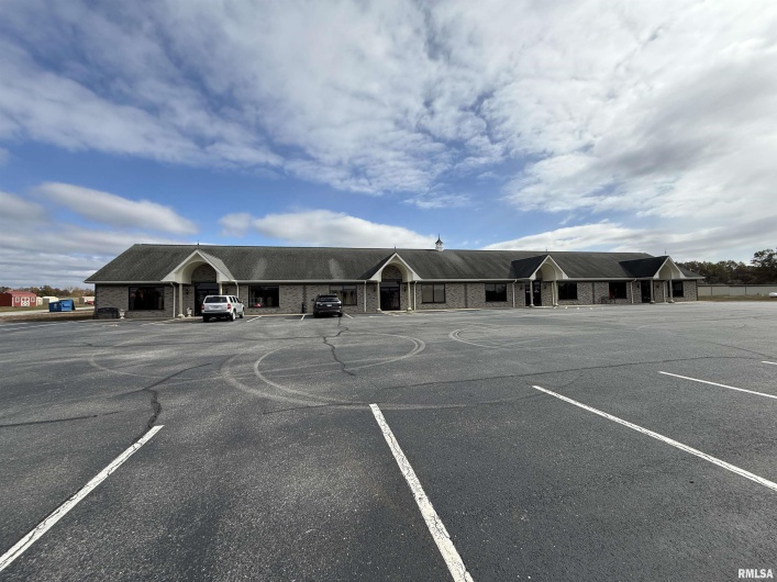 1615 Landing Drive, Carterville, Illinois 62918, 0 , 0 ,0,Commercial Sale,For Sale,Landing,0,RMAEB460466