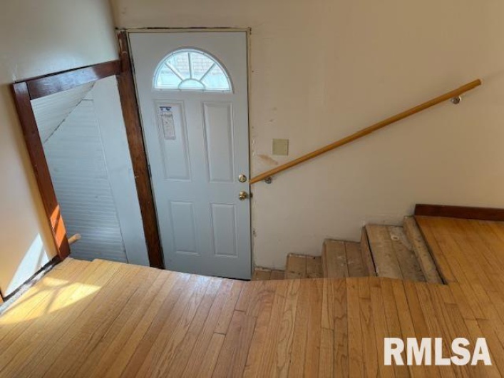 121 9TH Street, Herrin, Illinois 62948, 3 Bedrooms Bedrooms, 0 ,1 BathroomBathrooms,Residential,For Sale,9TH,0,RMAEB460470