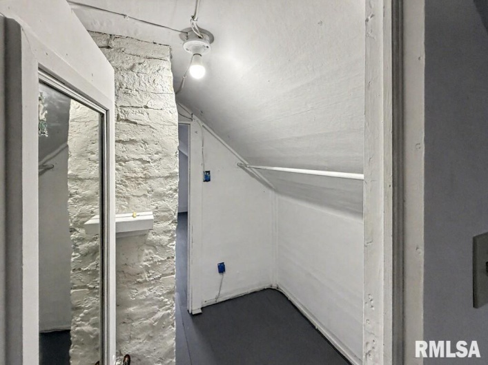 501 7TH Street, Herrin, Illinois 62948, 3 Bedrooms Bedrooms, 0 ,1 BathroomBathrooms,Residential,For Sale,7TH,0,RMAQC4269310