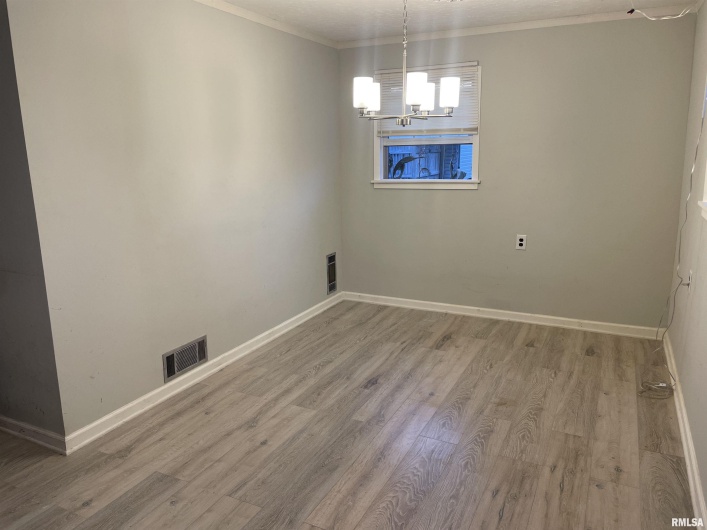 1202 Parham Street, Marion, Illinois 62959, 3 Bedrooms Bedrooms, 0 ,2 BathroomsBathrooms,Residential,For Sale,Parham,0,RMAQC4269420