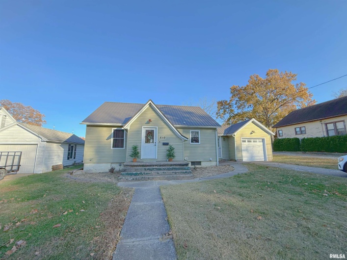 510 CHARLES Street, Steeleville, Illinois 62288, 3 Bedrooms Bedrooms, 0 ,1 BathroomBathrooms,Residential,For Sale,CHARLES,0,RMAEB460476