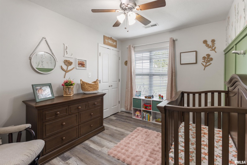 21 BROOKSIDE Lane, DeSoto, Illinois 62924, 3 Bedrooms Bedrooms, 0 ,2 BathroomsBathrooms,Residential,For Sale,BROOKSIDE,0,RMAEB460477