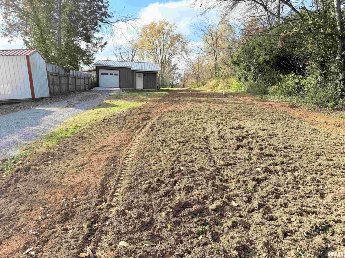 1523 MCKINLEY Street, Harrisburg, Illinois 62946, 1 Bedroom Bedrooms, 0 ,1 BathroomBathrooms,Residential,For Sale,MCKINLEY,0,RMAEB460481