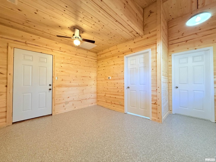 1523 MCKINLEY Street, Harrisburg, Illinois 62946, 1 Bedroom Bedrooms, 0 ,1 BathroomBathrooms,Residential,For Sale,MCKINLEY,0,RMAEB460481