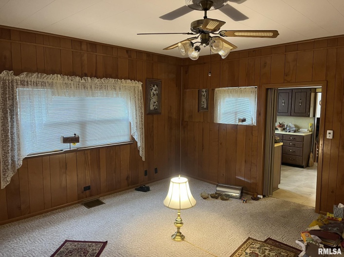 517 Barnett Street, Harrisburg, Illinois 62946, 2 Bedrooms Bedrooms, 0 ,1 BathroomBathrooms,Residential,For Sale,Barnett,0,RMAEB460483