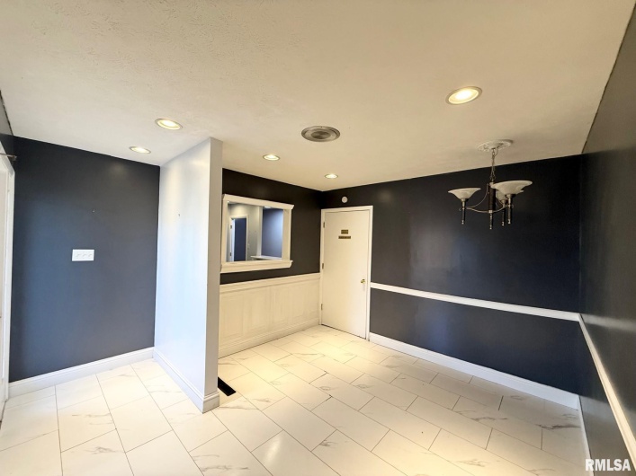 905 PARK Street, Herrin, Illinois 62948, 0 , 0 ,0,Commercial Sale,For Sale,PARK,0,RMAQC4269444