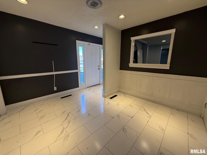 905 PARK Street, Herrin, Illinois 62948, 0 , 0 ,0,Commercial Sale,For Sale,PARK,0,RMAQC4269444